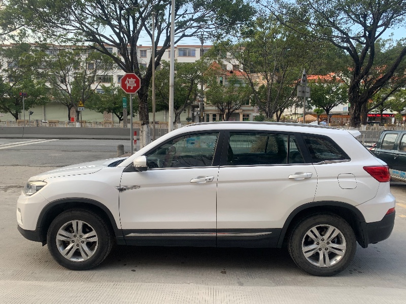 廣州17年長安汽車CS757