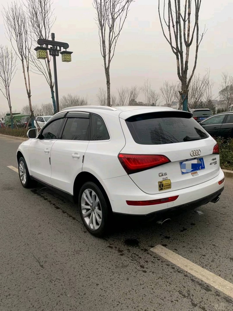 洛陽13年奧迪Q57
