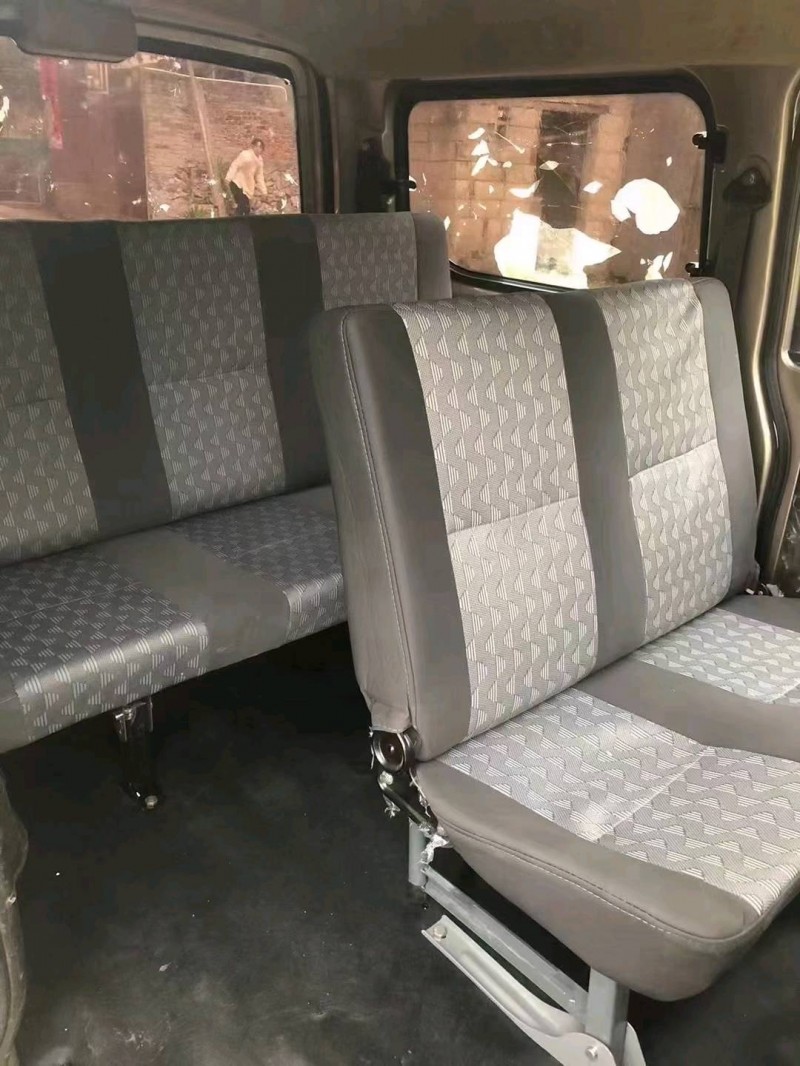 婁底18年五菱汽車榮光8