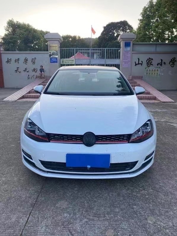湛江16年大眾高爾夫1