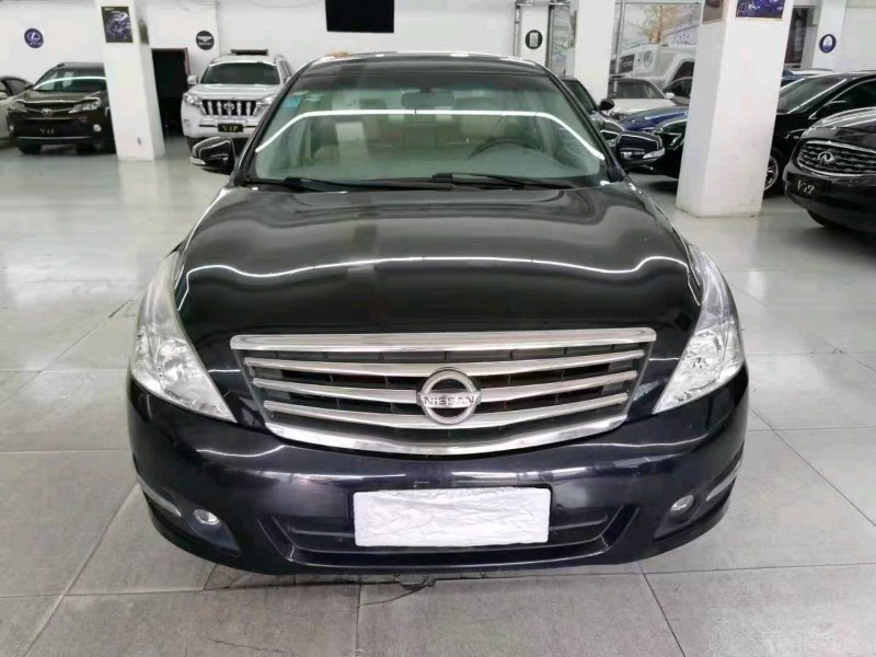 包頭09年日產天籟1