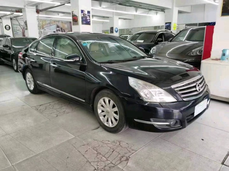 包頭09年日產天籟2