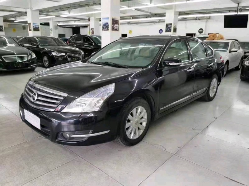 包頭09年日產天籟3