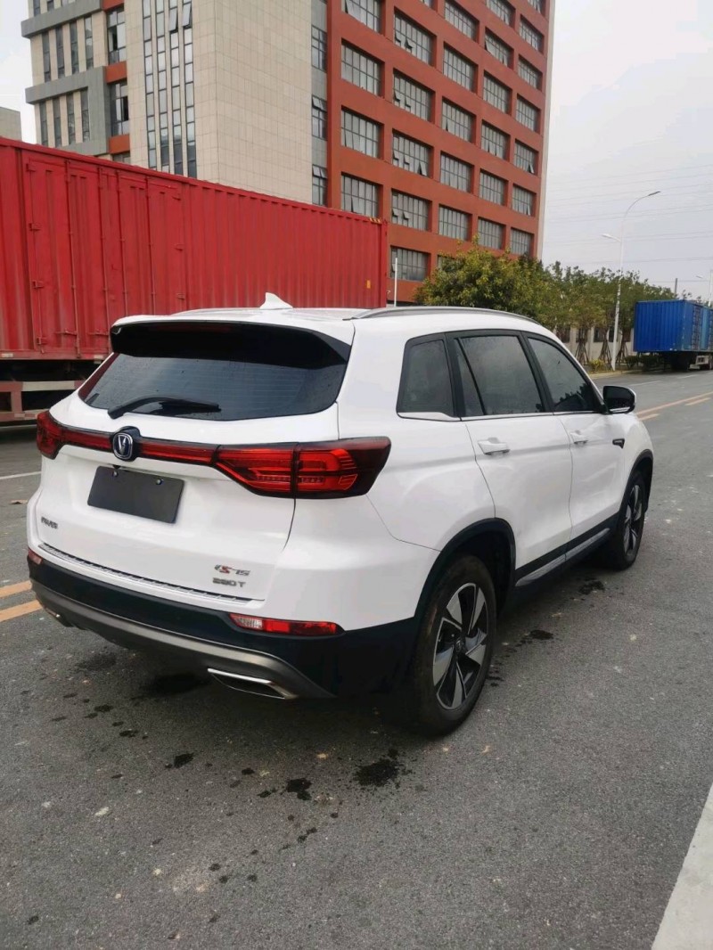 泉州20年長安汽車CS753