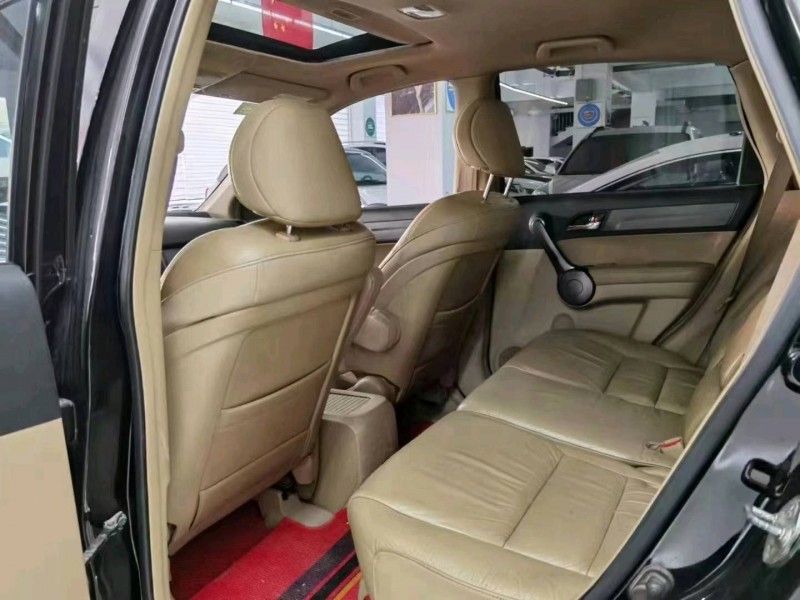 包頭09年本田CR-V8