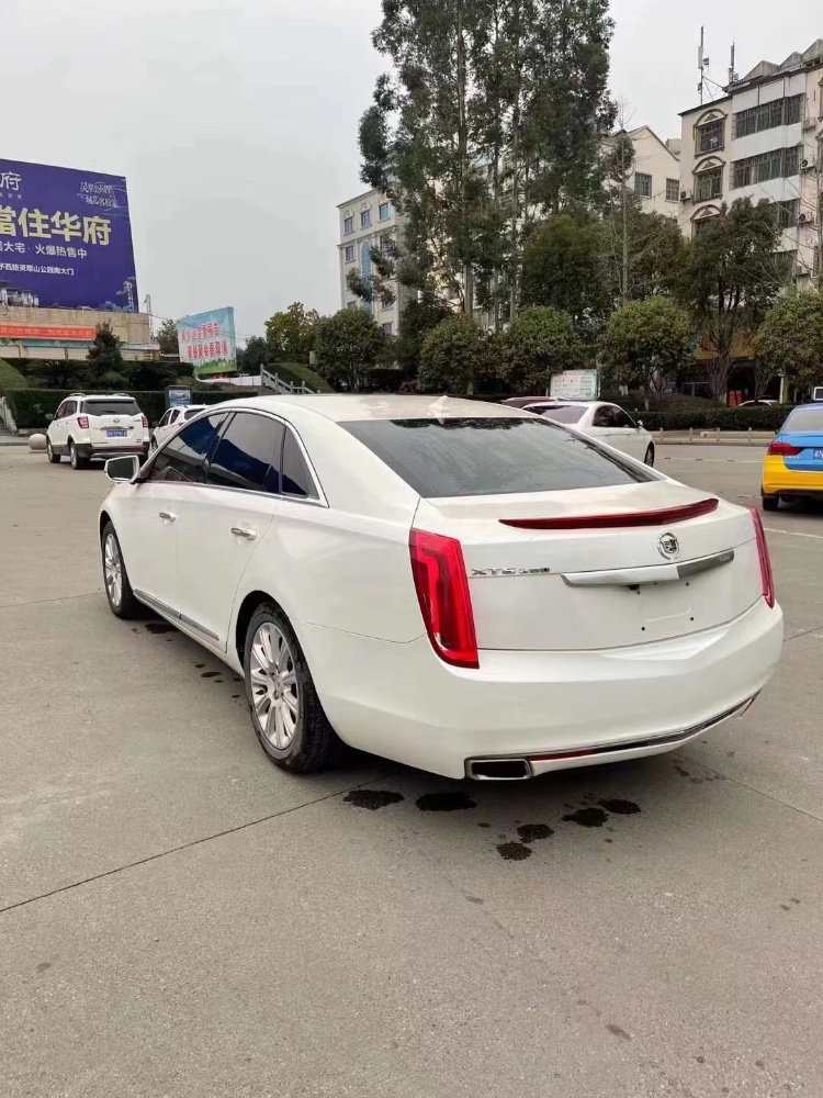 懷化14年凱迪拉克XTS9