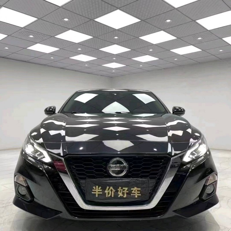 成都19年日產天籟1