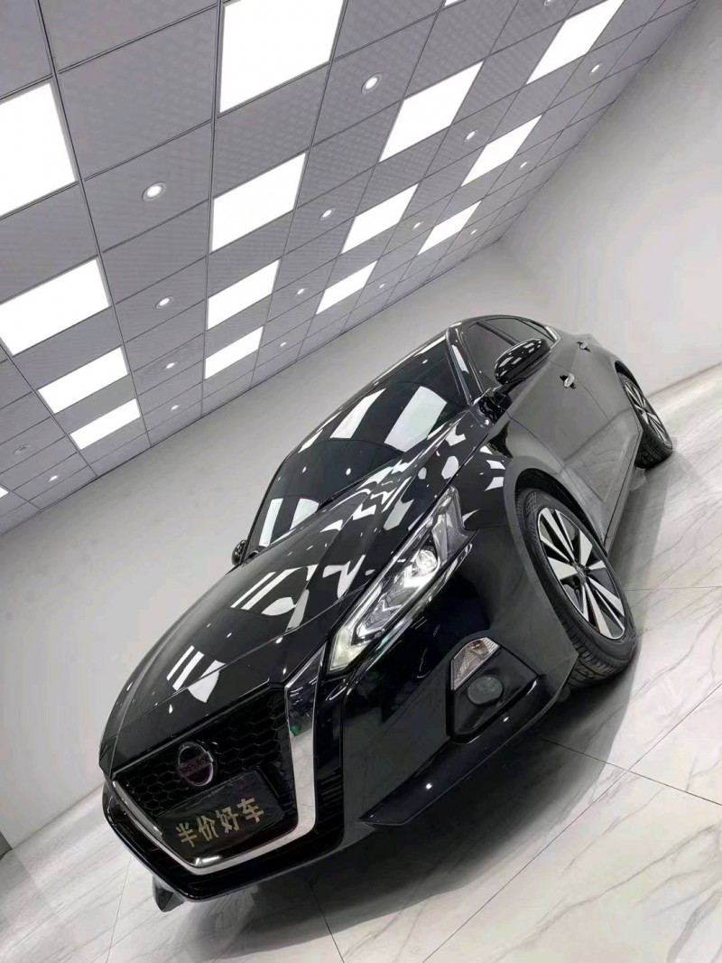 成都19年日產天籟2