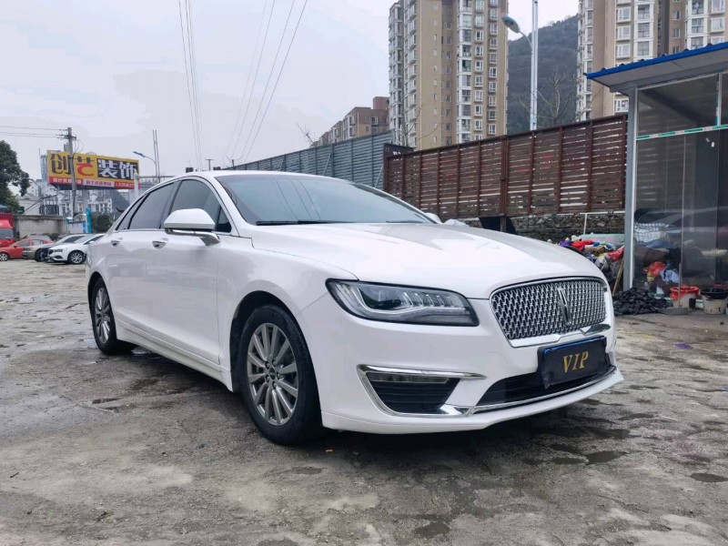 安順18年林肯MKZ5