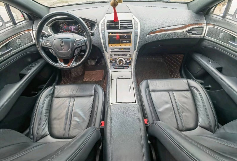 安順18年林肯MKZ7