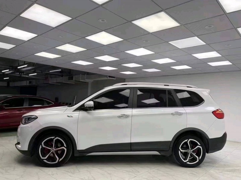 成都19年SWM斯威汽車X73