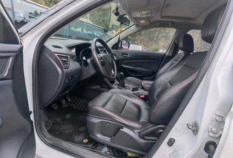 安順14年長安汽車CS758