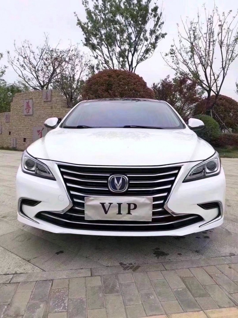 棗莊18年長安汽車睿騁CC1