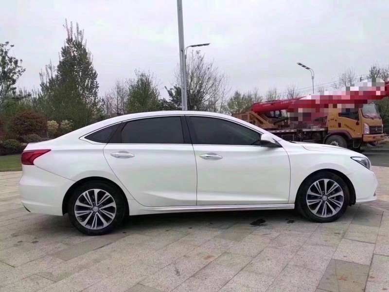 棗莊18年長安汽車睿騁CC9
