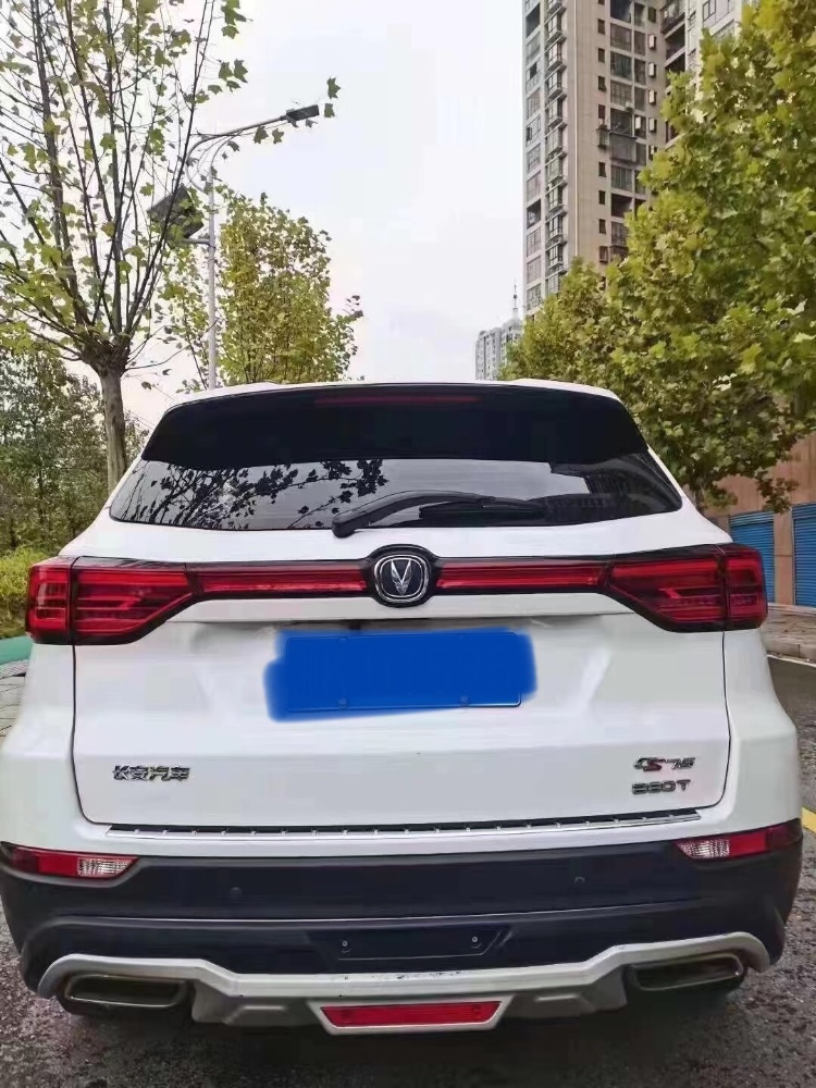 婁底19年長安汽車CS755