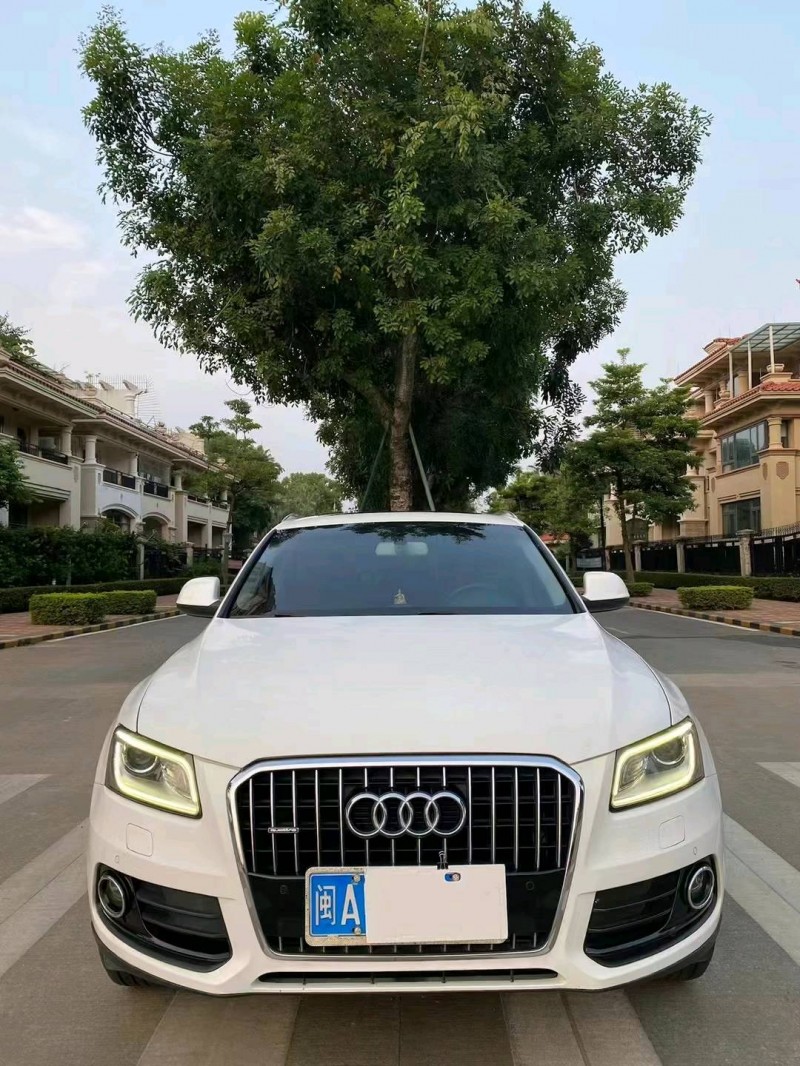 中山14年奧迪Q58