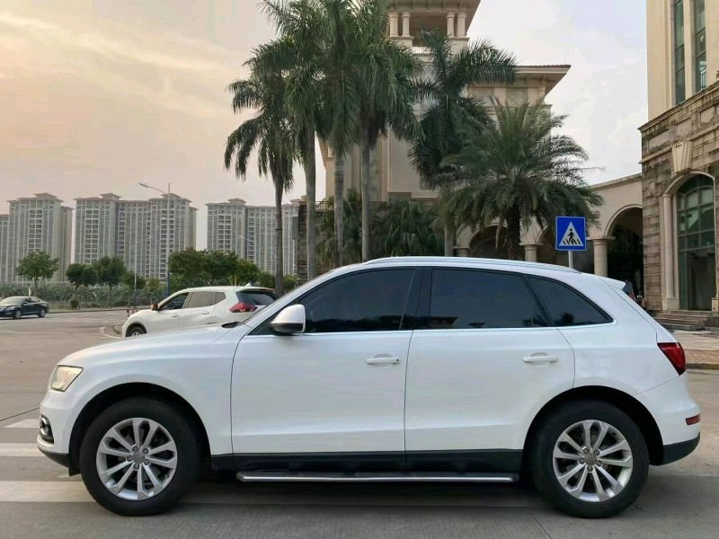 中山14年奧迪Q55