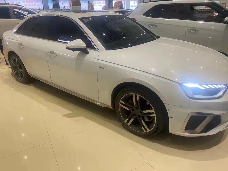 嘉興21年奧迪A4L2
