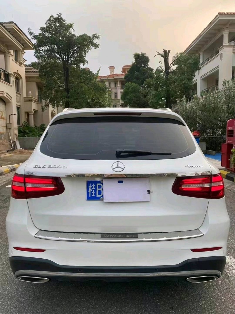 中山19年奔馳GLC6
