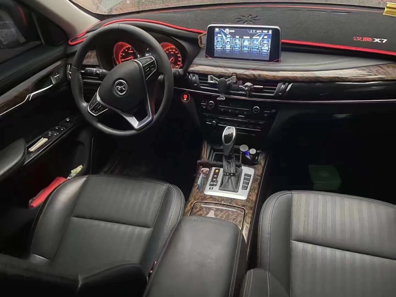 重庆18年汉腾汽车X74