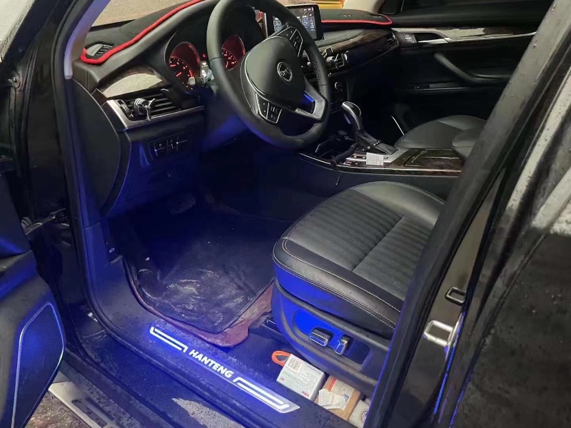 重庆18年汉腾汽车X73