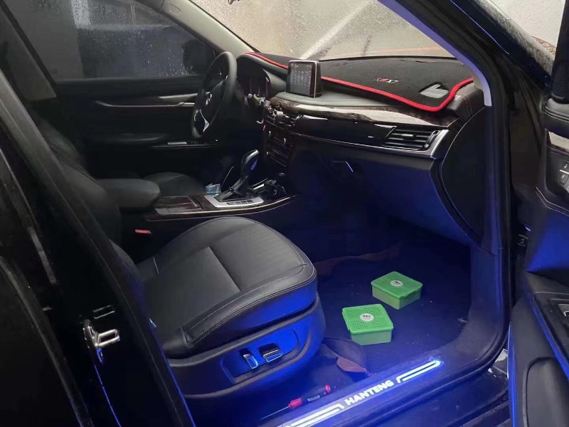 重庆18年汉腾汽车X76