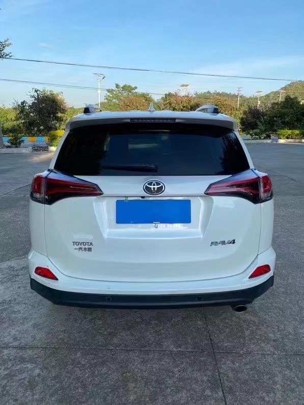 湛江17年豐田RAV4榮放2