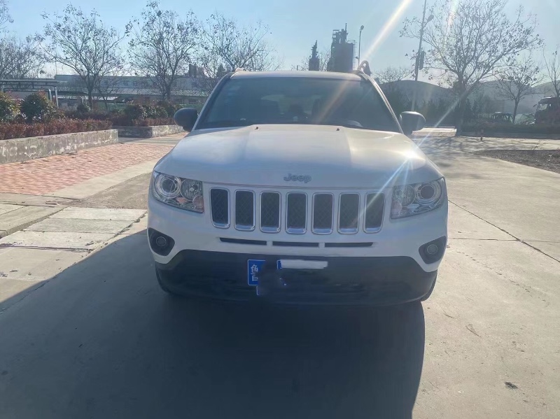 濟南13年Jeep指南者1