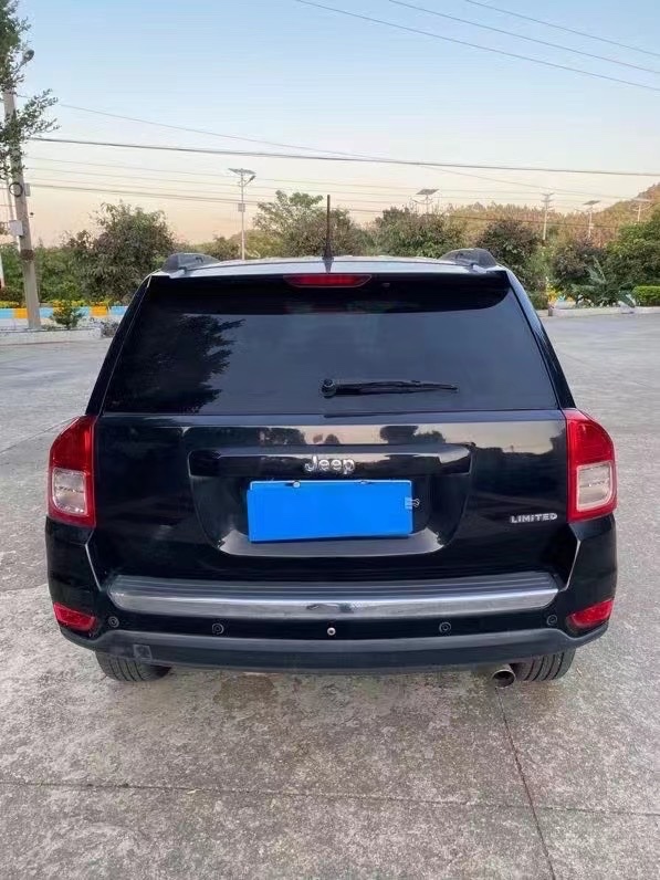 湛江13年Jeep指南者4