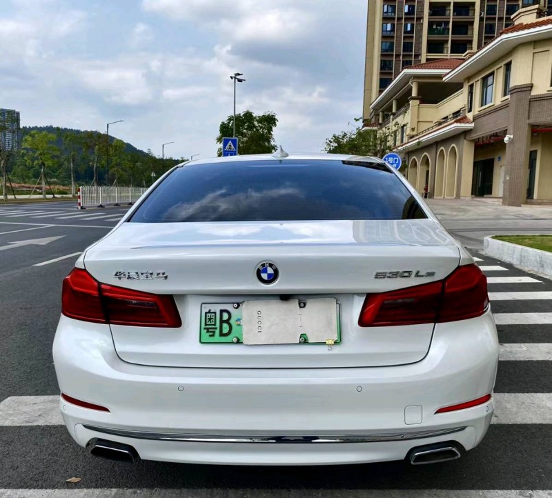 廣州18年寶馬5系9