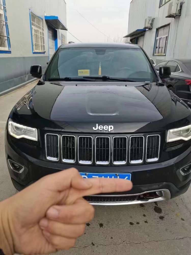 東營14年Jeep大切諾基1