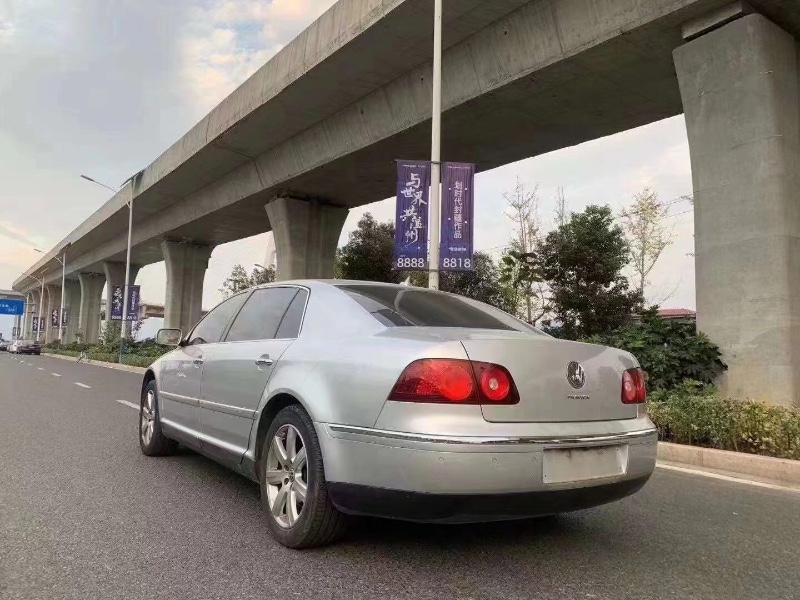 棗莊09年大眾輝騰7