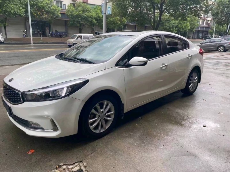 萍鄉16年起亞K32