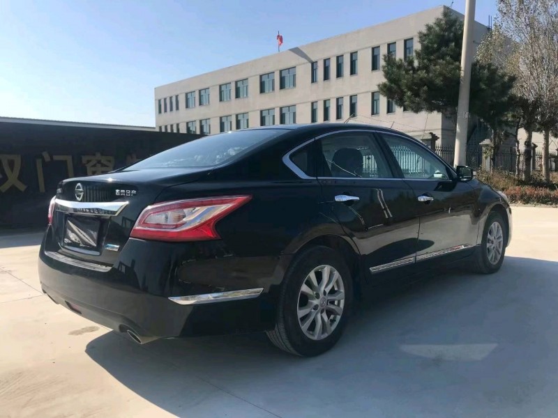 沈陽17年日產天籟8