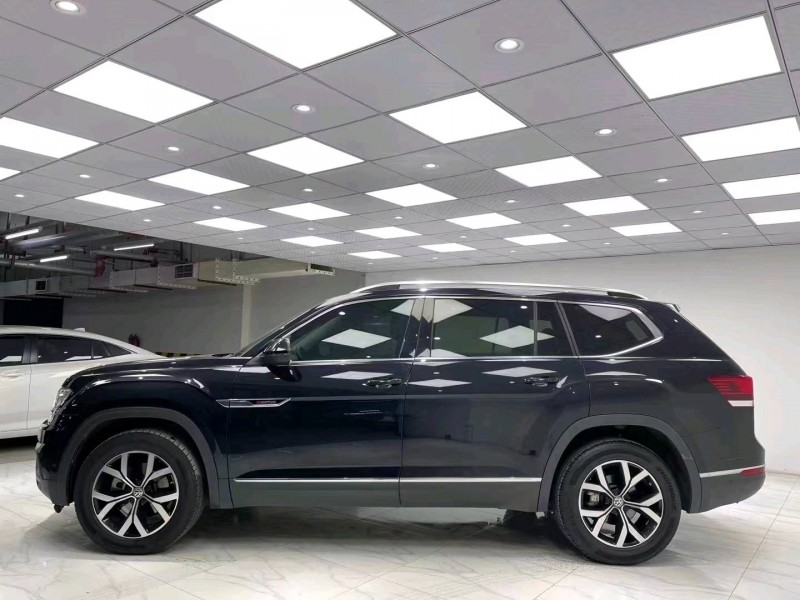 成都19年大众途昂3