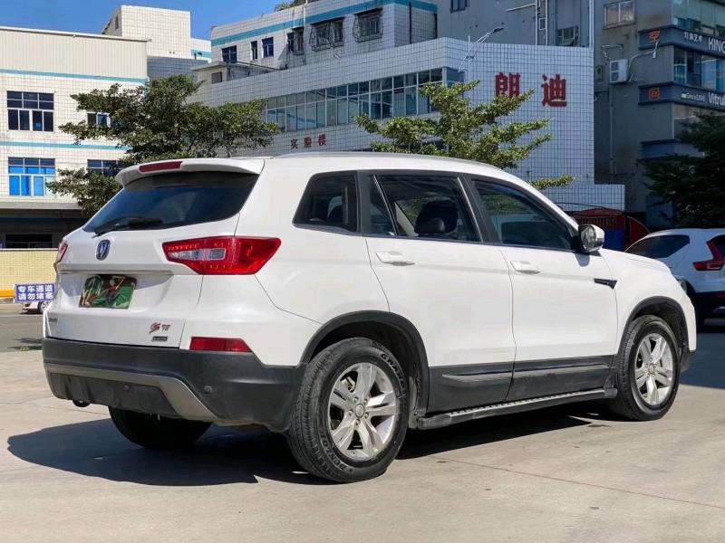 東莞16年長安汽車CS758