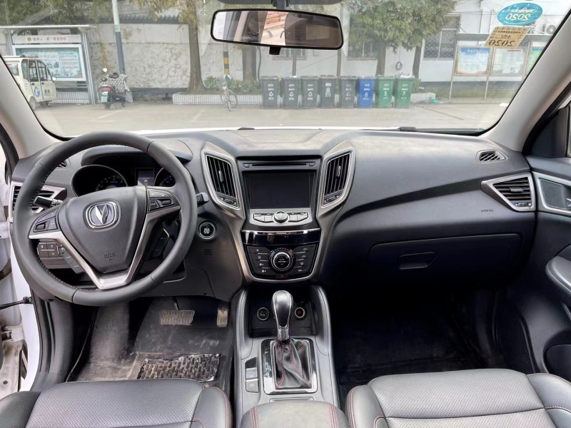 徐州16年長安汽車CS752
