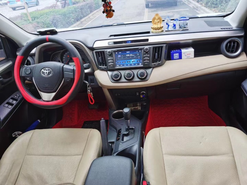 長沙14年豐田RAV4榮放3