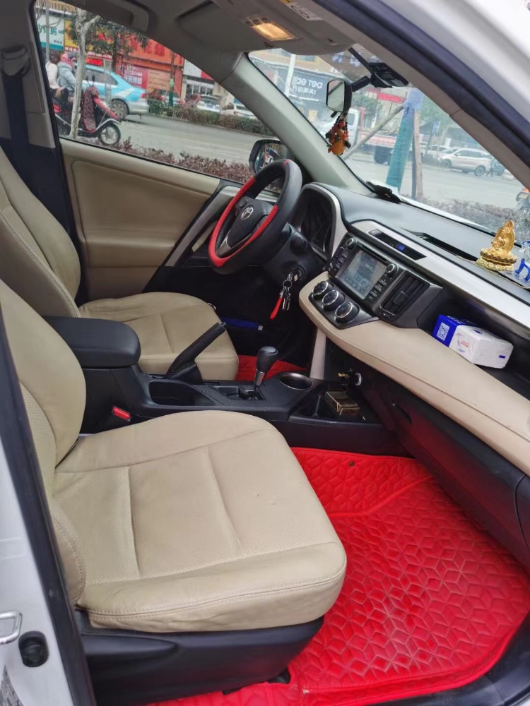 長沙14年豐田RAV4榮放5