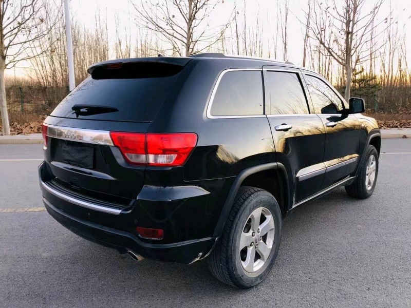 廊坊12年Jeep大切諾基4