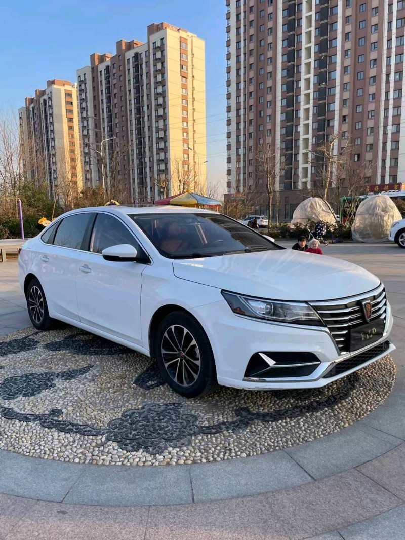 青島20年榮威ei63