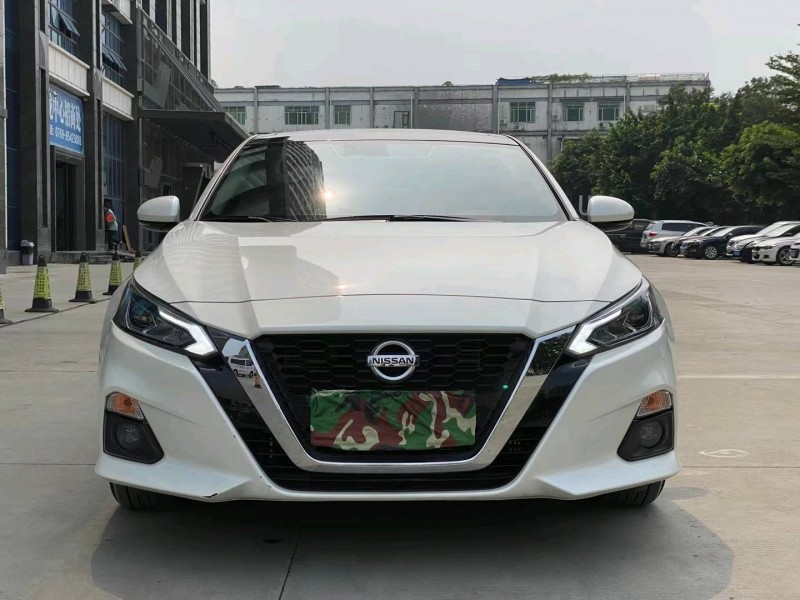 東莞21年日產天籟1