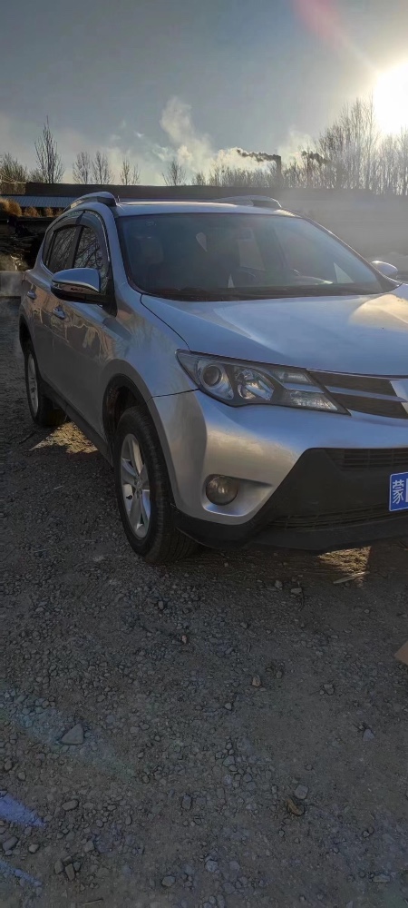 烏海14年豐田RAV4榮放2