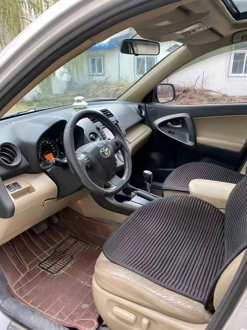 沈陽12年豐田RAV49