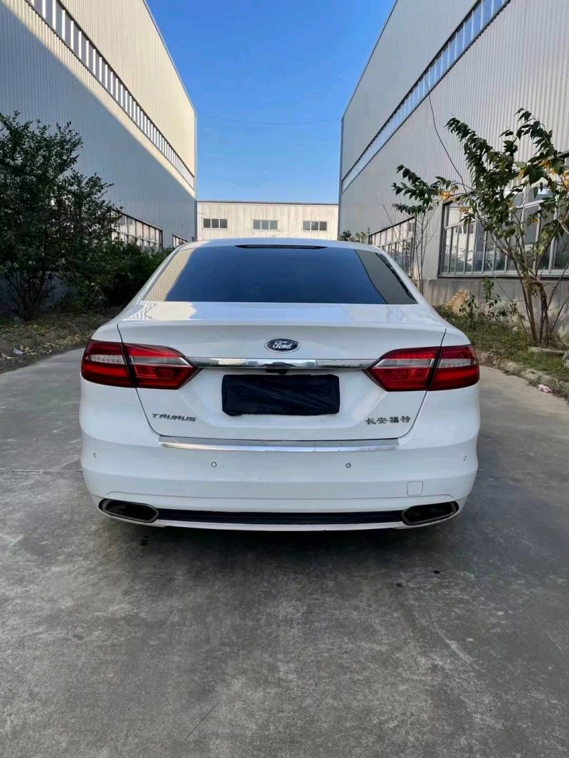 徐州16年福特金牛座9