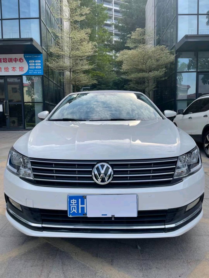 中山18年大众朗逸1