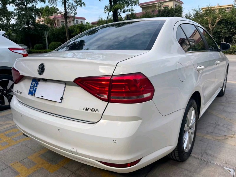 中山18年大众朗逸6