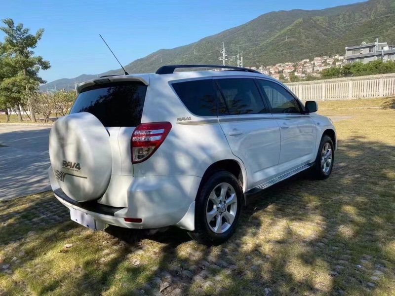 棗莊13年豐田RAV47