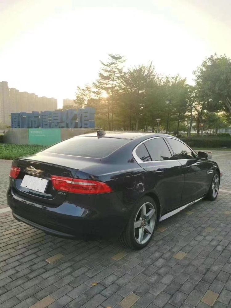 廈門20年捷豹XE9