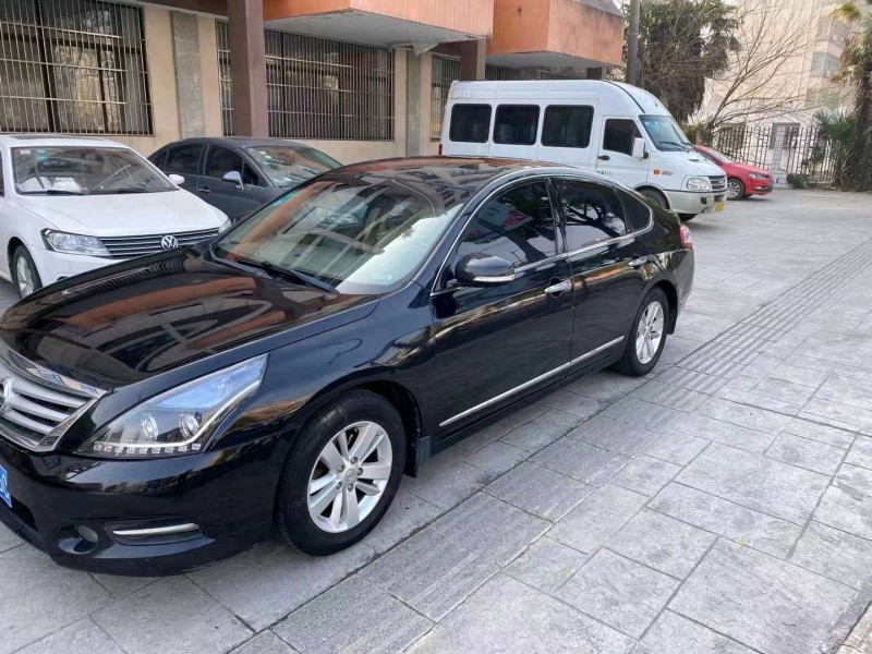 蘇州11年日產天籟3